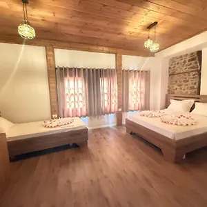Hotel Borklad Berat